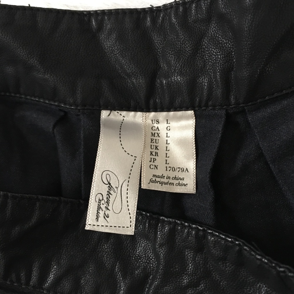 forever 21 exclusive faux leather skirt - Picture 4 of 4